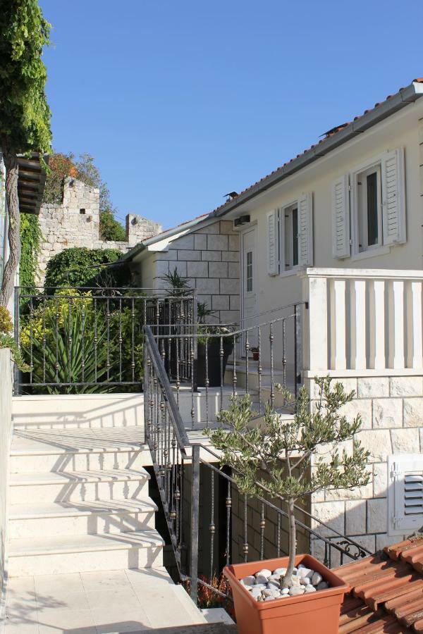 Ivkolina Hotel Hvar Town Exterior photo